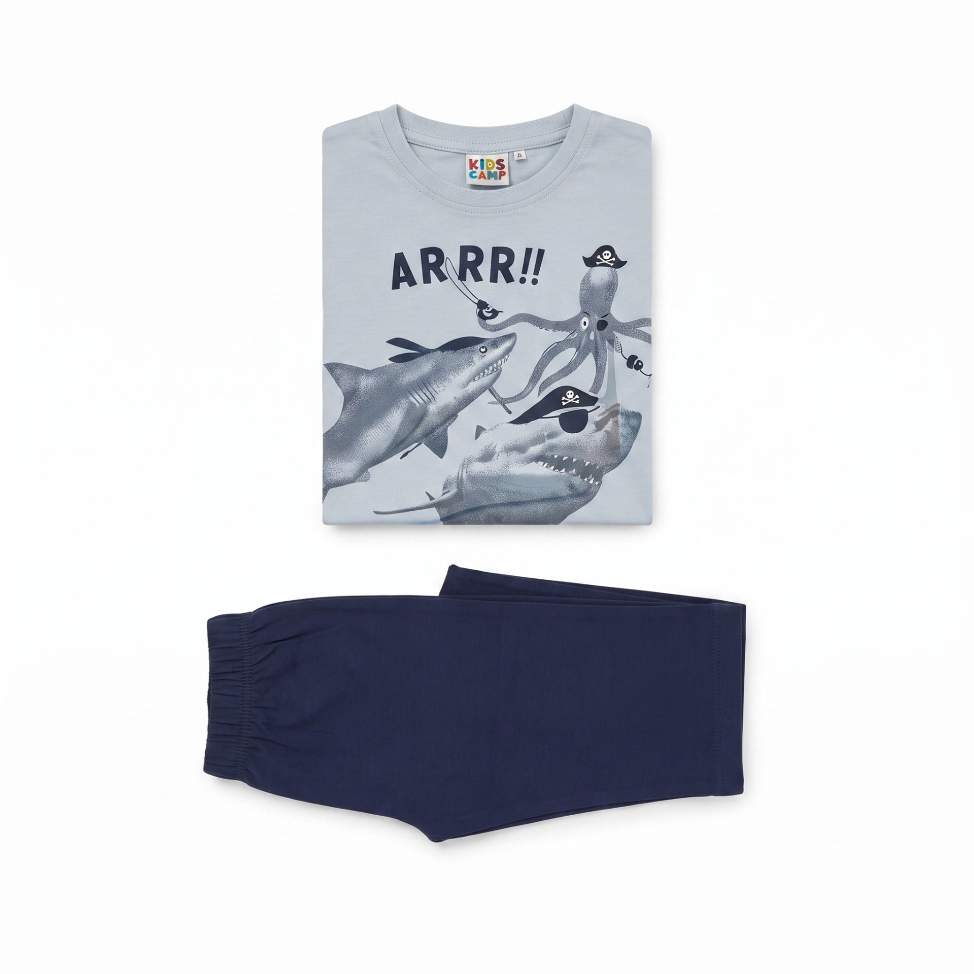 Lot textile mixte – 2 500 pièces (pyjamas, lounge, robes, écharpes, pulls de Noël) – sans marque communiquée