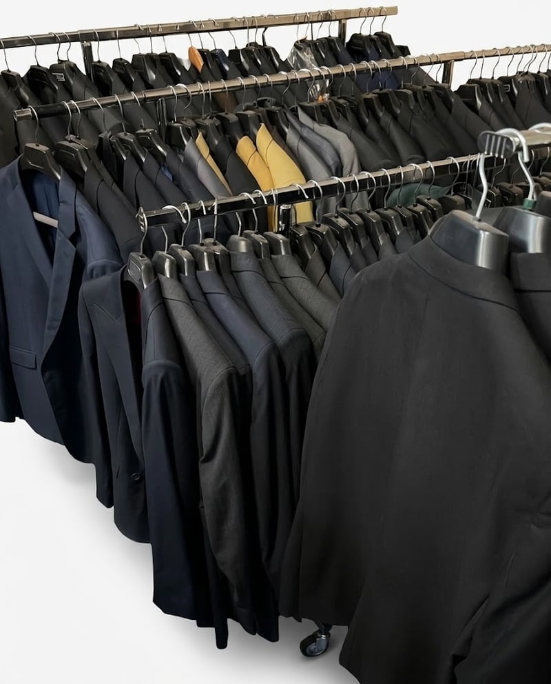 Lot vestes de costume homme Emmanuel Vadim Couture, MEYNAL et Vito Canotti – 170 pièces – Emmanuel, MEYNAL, Vito
